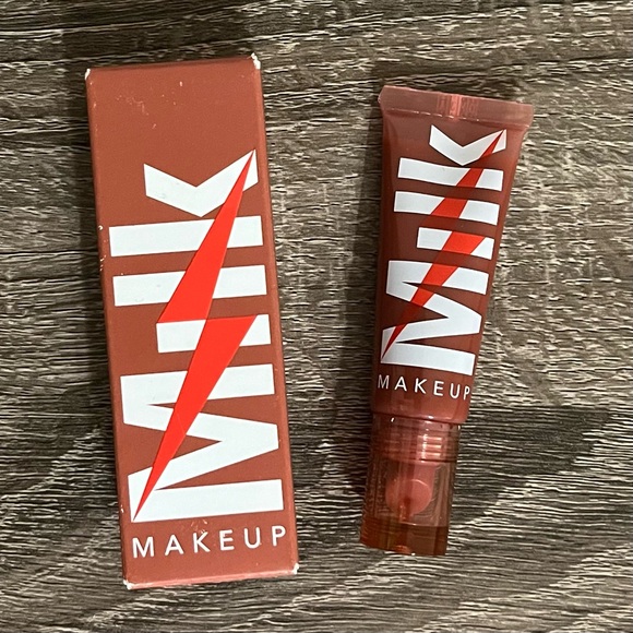 Milk Makeup Other - MILK MAKEUP Buzzed Electric Glossy Lip Plumper
hydrating lip plumper